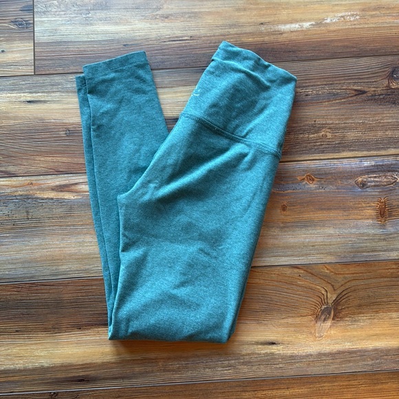 Beyond yoga space dye leggings XS - Picture 3 of 3